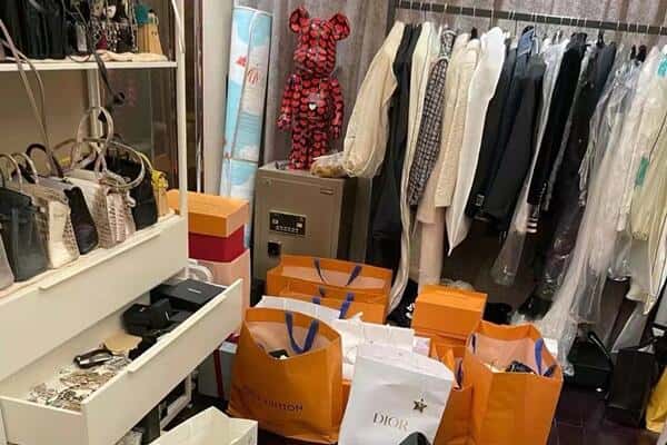 郑州惠济区回收一线品牌衣服